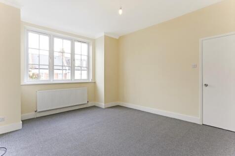 82 Tamworth Stree...