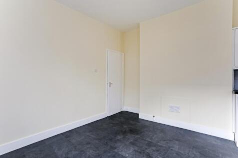 82 Tamworth Stree...