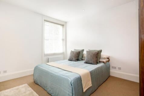 Master Bedroom 01