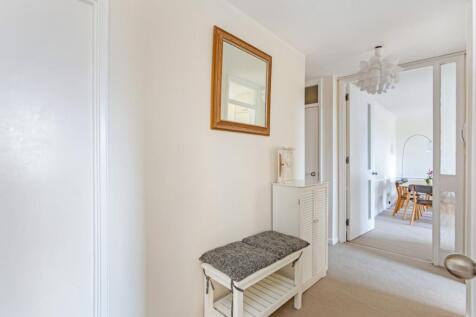 Flat 18, Rosebank...