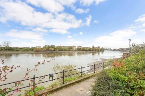 Flat 18, Rosebank...