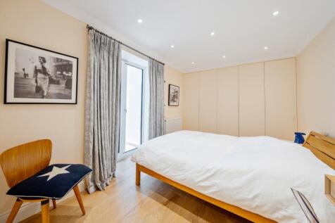 1347428-1-68b5dfc...