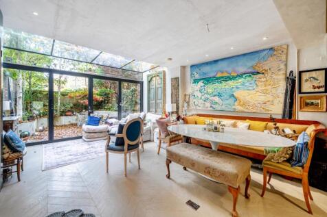 1374260-11-690352...