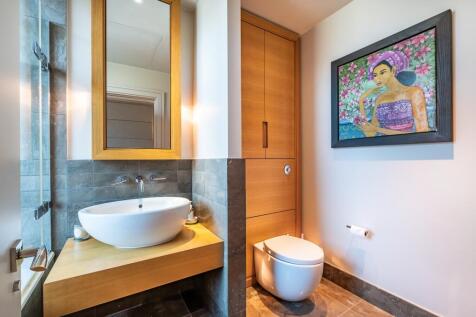 Bedroom Two En-suite