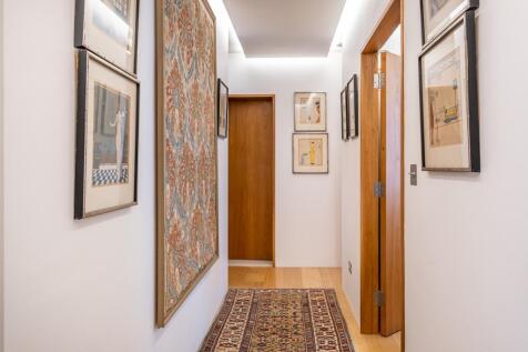 7-Clunie-House-8