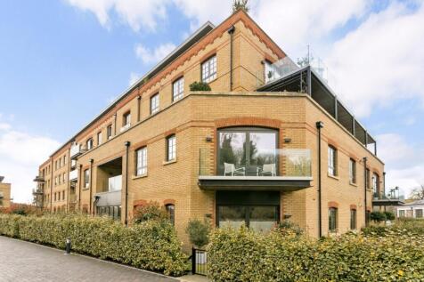 Flat 11 294956 - ...