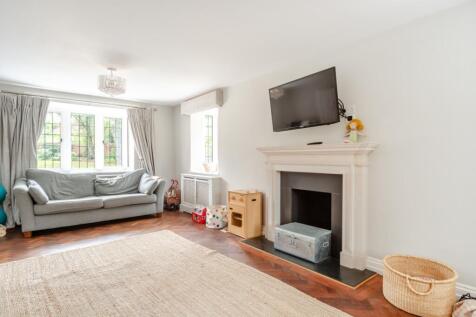 8560968-interior19