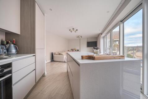 1384002-21-6925fd...