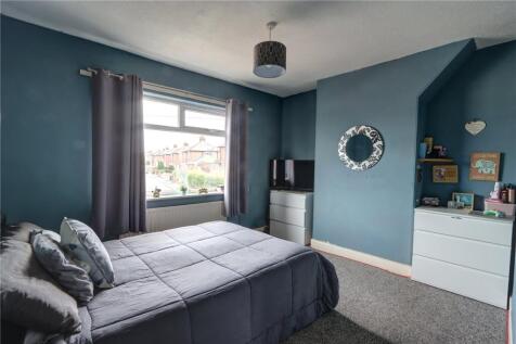 18 Ronald Drive 3 T202504241658.jpg