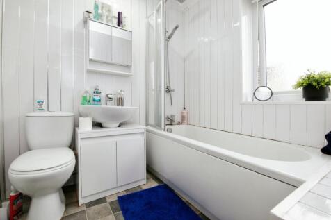 Bathroom T202506251500.jpg