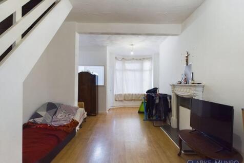 CAM01056G0-PR0389-STILL001 T202511110946.jpg