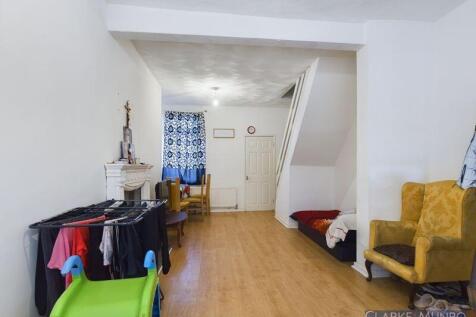 CAM01056G0-PR0389-STILL002 T202511110946.jpg