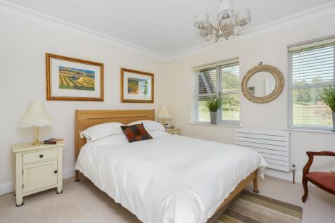 6 Clock House Cot...