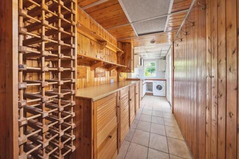 1309326-12-6849ae...