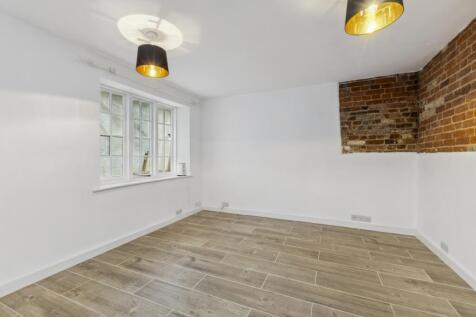 DiningFamily Room