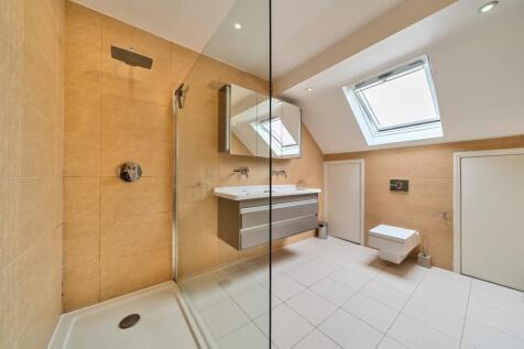Bedroom 1 En Suite