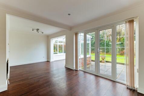 Living Room to co...