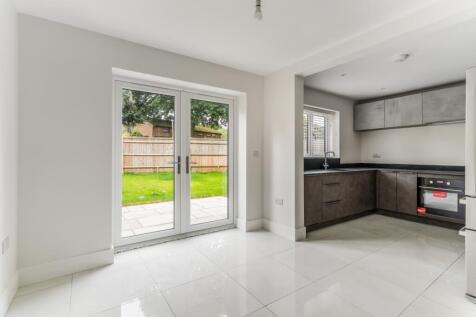 Kitchen to garden