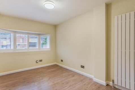 65069_60 Park Dri...