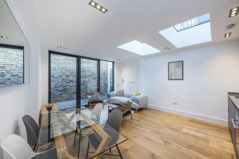 Reception room (3)