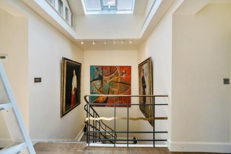 Staircase 