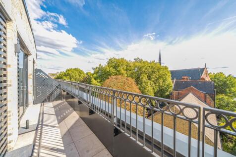 Roof Terrace 