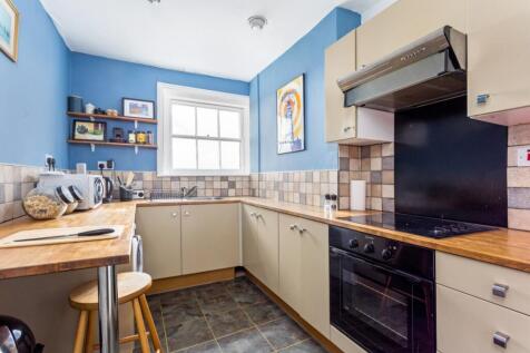 F6, 21 Lansdown T...