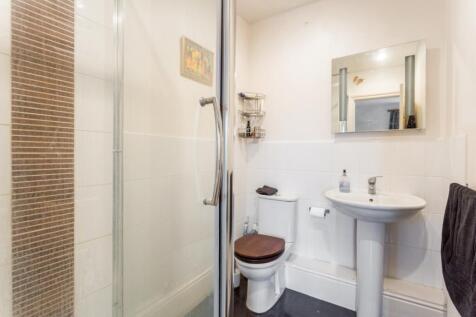 F6, 21 Lansdown T...
