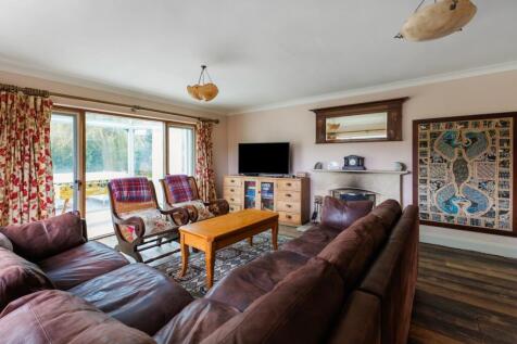 86382_Coach-House...