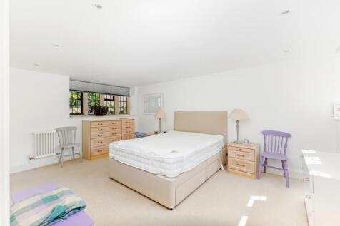 90686_Flat 18 Gyd...