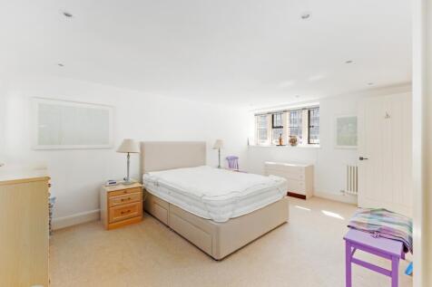90686_Flat 18 Gyd...