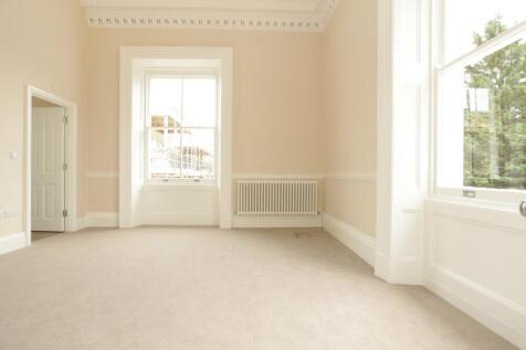 Apt 4 Thirlstaine...