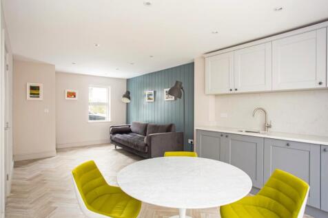 14 Lansdown Terra...