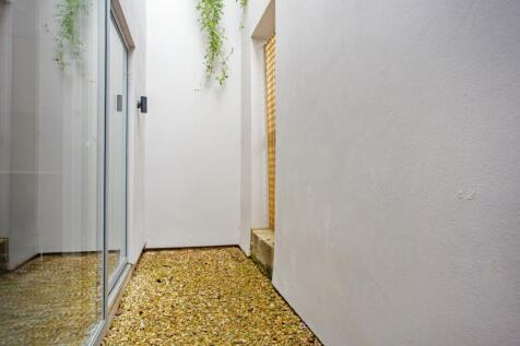 14 Lansdown Terra...