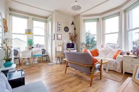 Flat 11 293607-  (2)