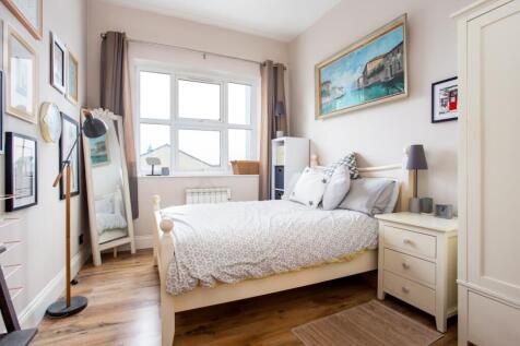 Flat 11 293607-  (5)