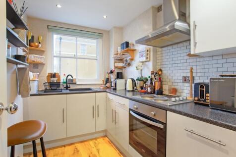 Flat 11 293607-  (4)