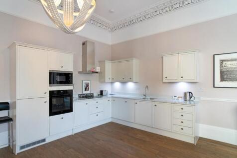 Flat 4 326928  (8)