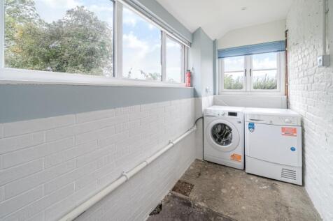 1370646-4-68fa3d6...