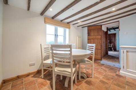 1370646-19-68fa3e...