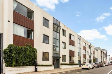 110 Henrietta Str...