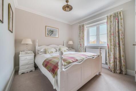 1376340-7-6911bb7...