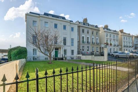 1385001-1-6925a68...