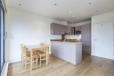 Dining/Kitchen
