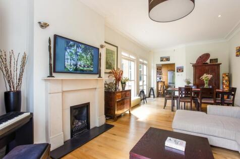 24 Hadley Gardens...