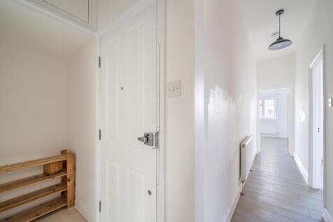 1353980-9-68e7d26...