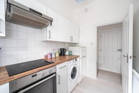 1353980-12-68e7d2...