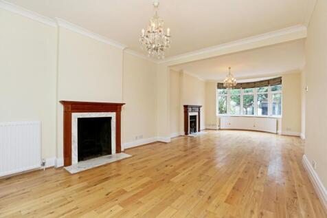 12 Staveley Road ...
