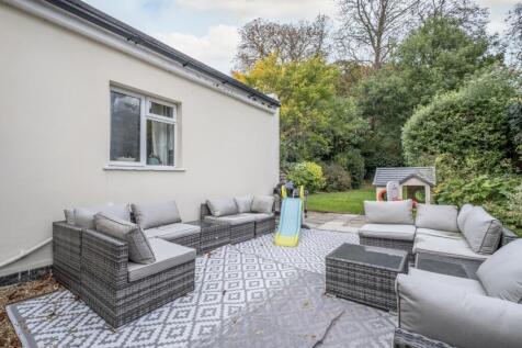 12-Staveley-Road-...