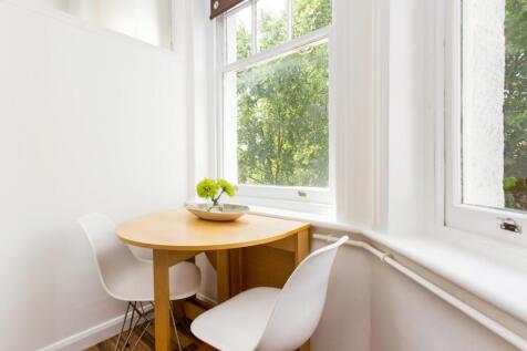 37 Esmond Gardens...